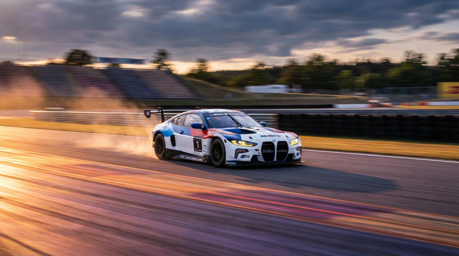 抖阴短视频 - GT3赛车视频展示